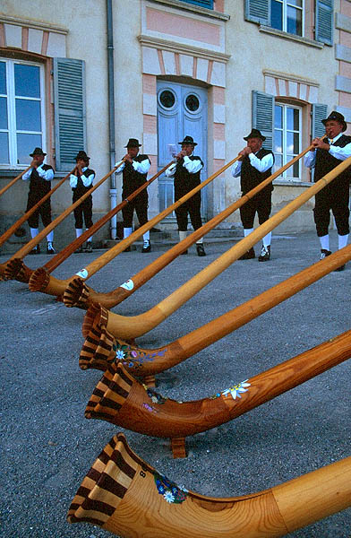 Alpine horn players, Ch�teau de Charance, Gap.